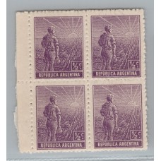 ARGENTINA 1911 GJ 328b LABRADOR CUADRO DE ESTAMPILLAS VARIEDAD CON Y SIN FILIGRANA NUEVAS MINT U$ 18